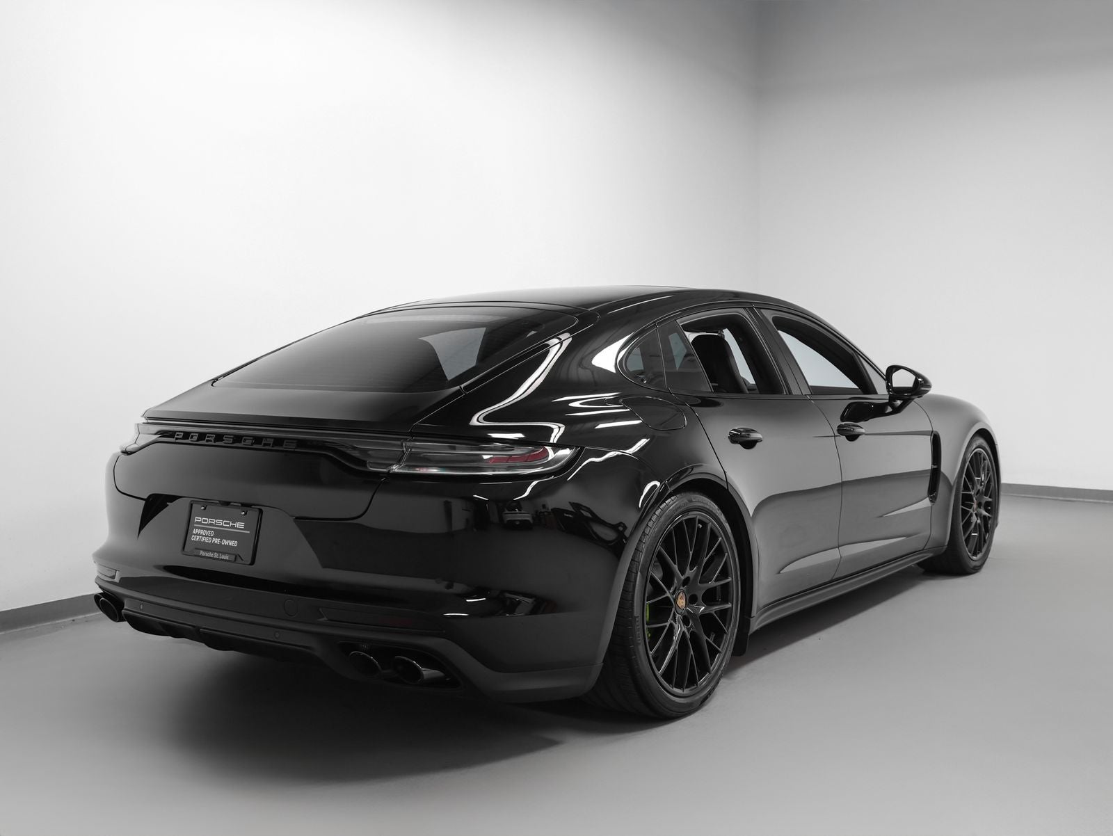 2023 Porsche Panamera Panamera 4 E-Hybrid