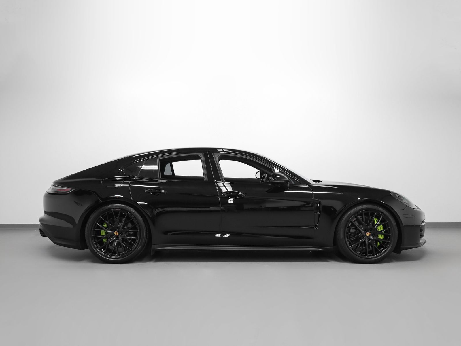 2023 Porsche Panamera Panamera 4 E-Hybrid