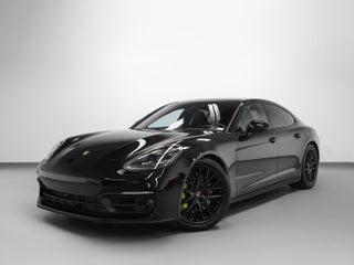 2023 Porsche Panamera E-Hybrid 4