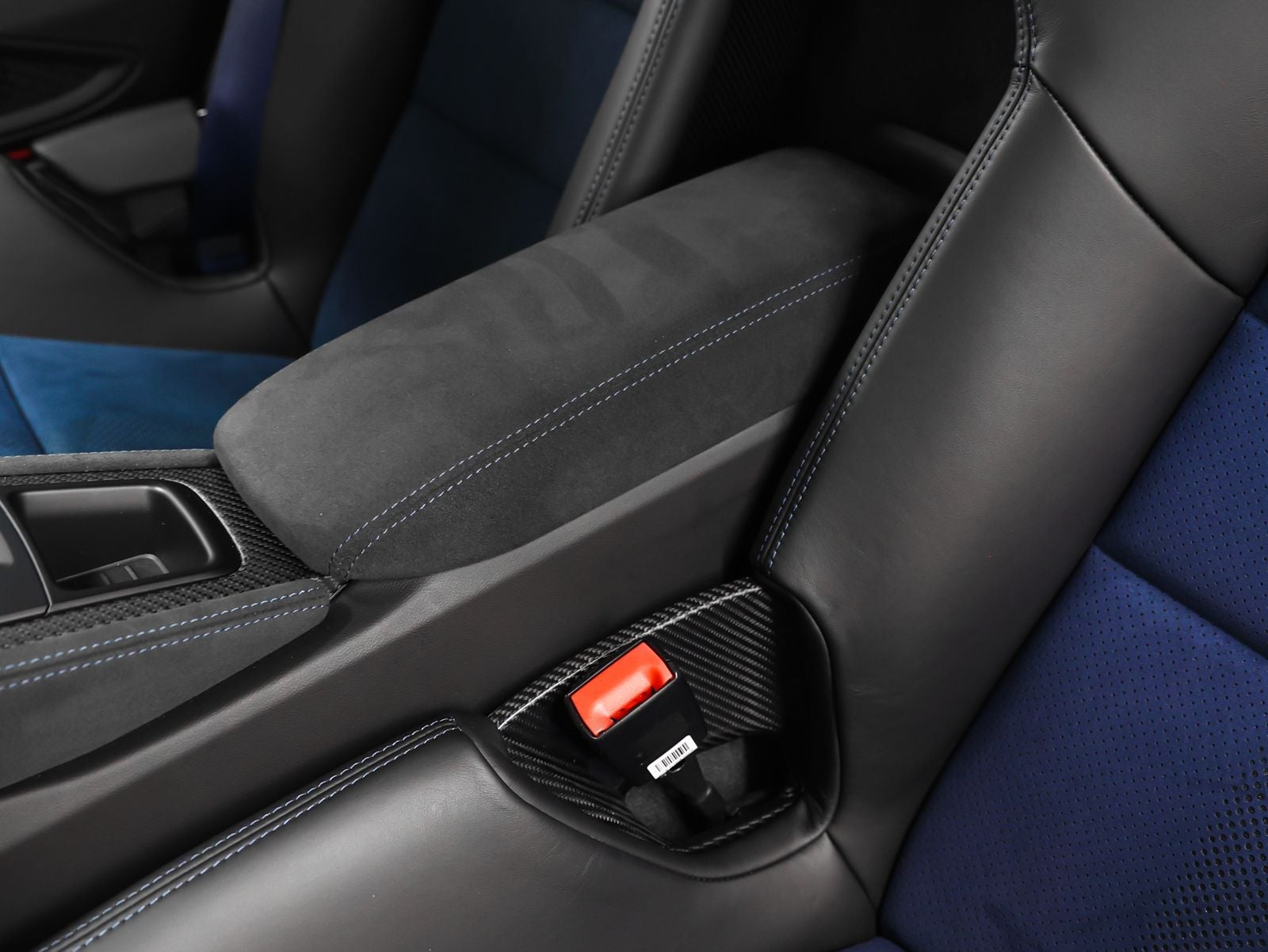 2025 Porsche 718 718 Cayman GT4 RS