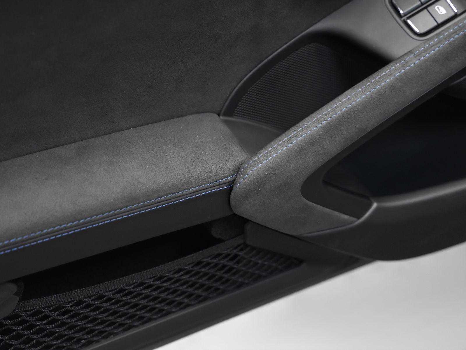 2025 Porsche 718 718 Cayman GT4 RS