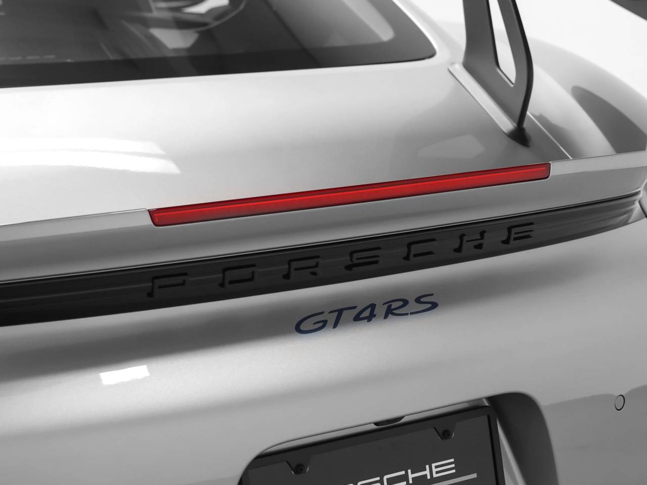 2025 Porsche 718 718 Cayman GT4 RS