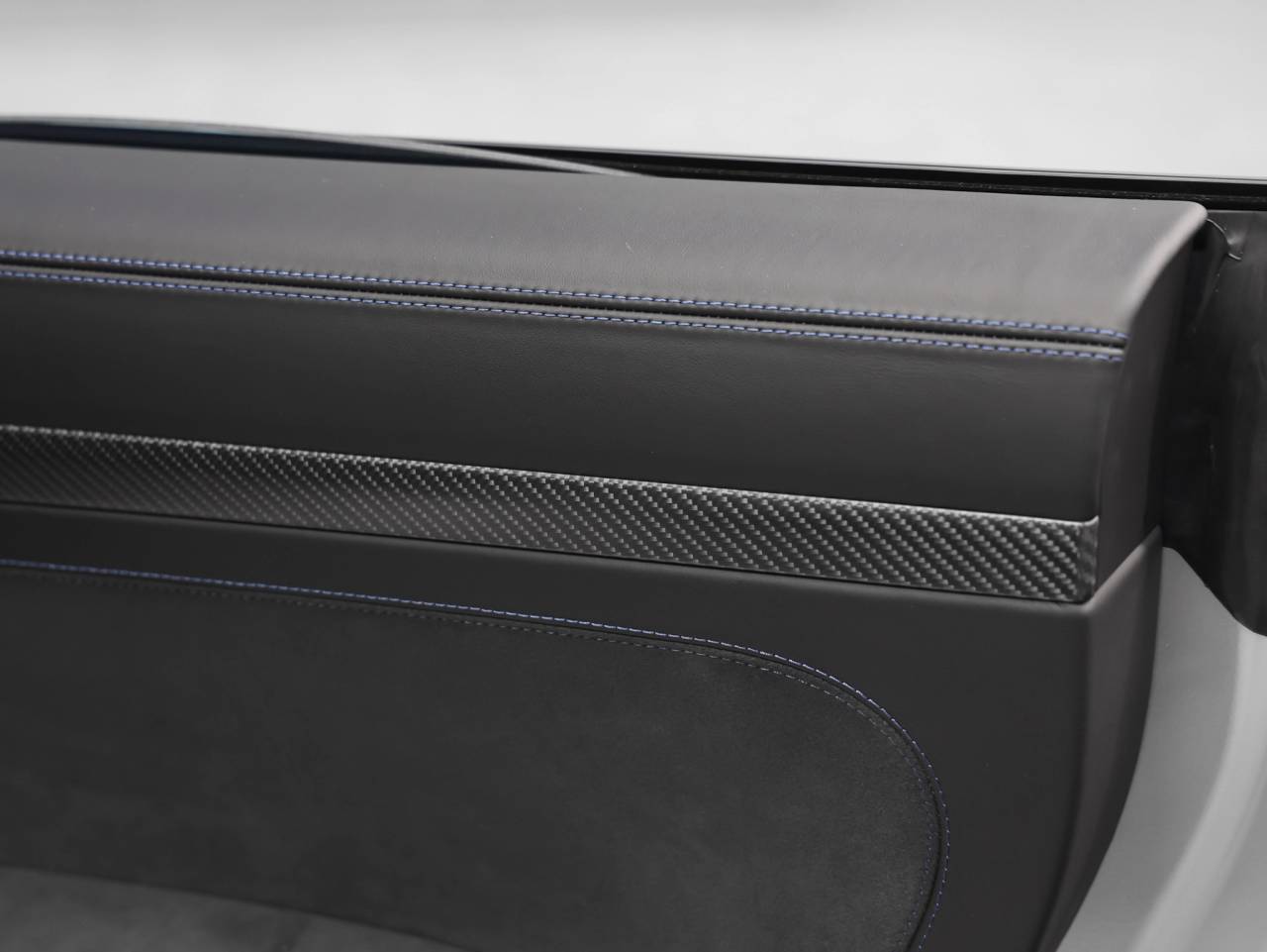 2025 Porsche 718 718 Cayman GT4 RS