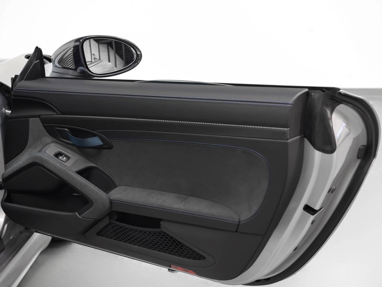 2025 Porsche 718 718 Cayman GT4 RS