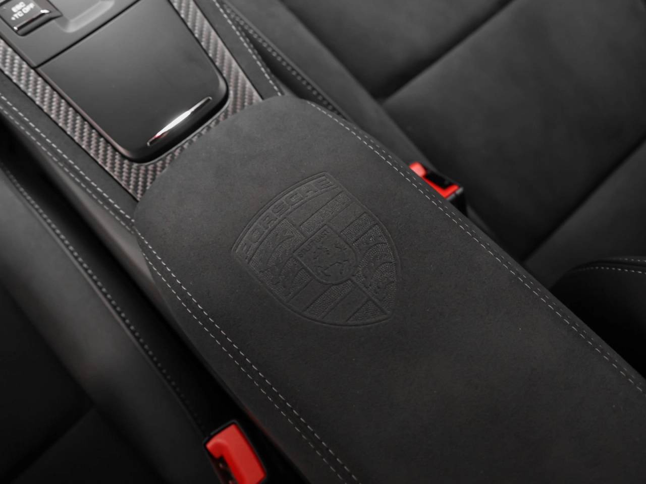 2025 Porsche 718 718 Cayman GT4 RS