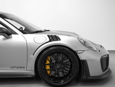 2018 Porsche 911 GT2 RS Weissach Package