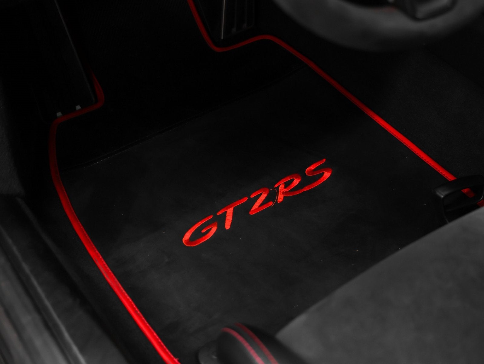 2018 Porsche 911 GT2 RS Weissach Package