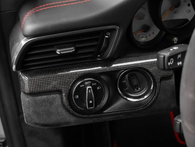 2018 Porsche 911 GT2 RS Weissach Package