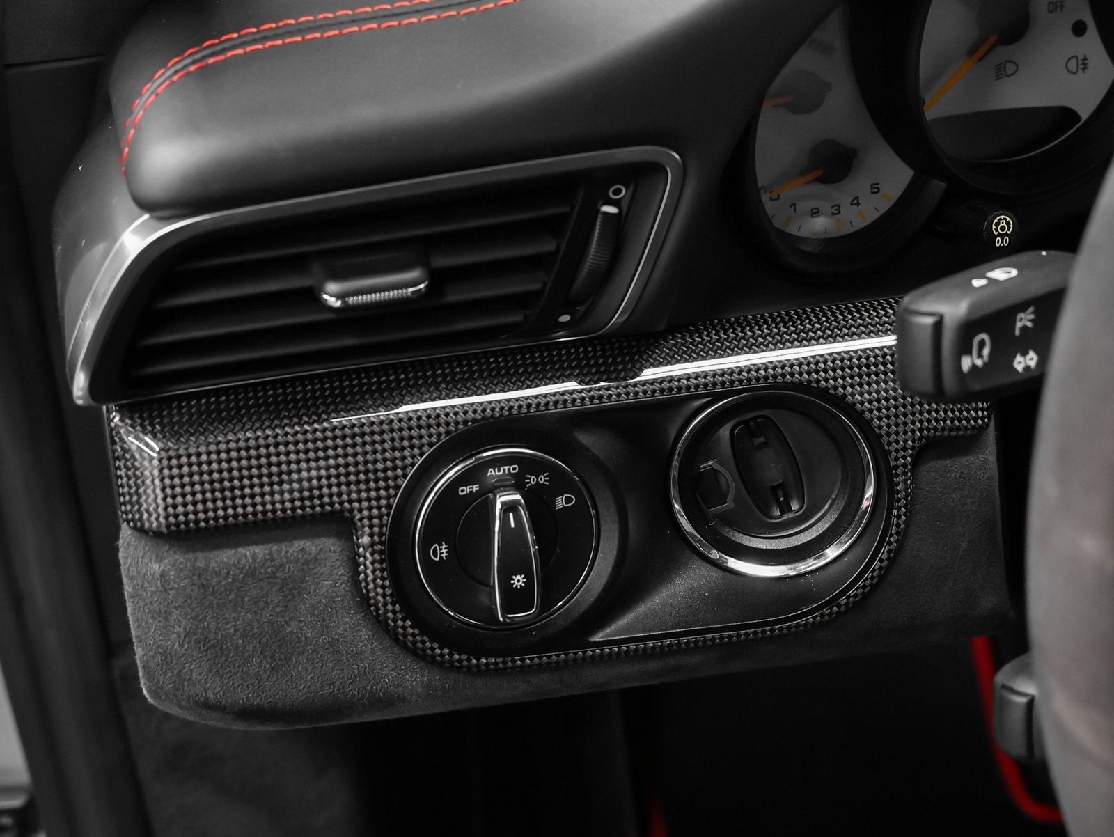 2018 Porsche 911 GT2 RS Weissach Package