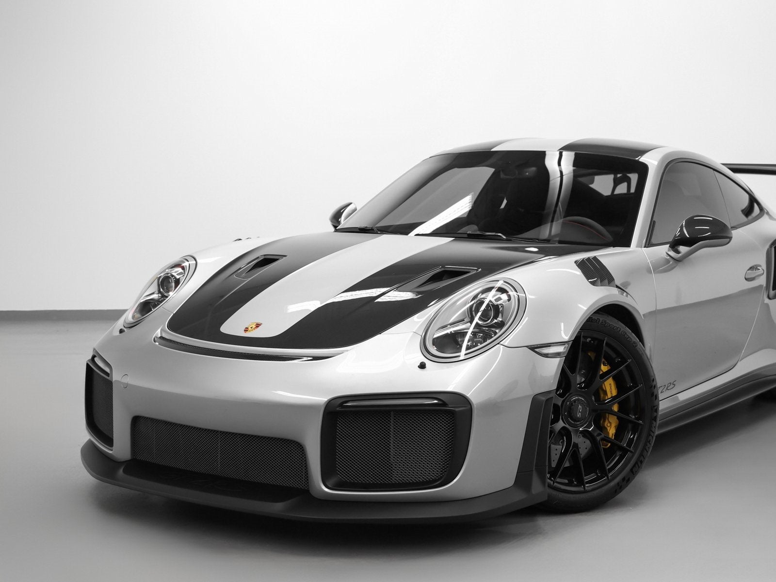 2018 Porsche 911 GT2 RS Weissach Package