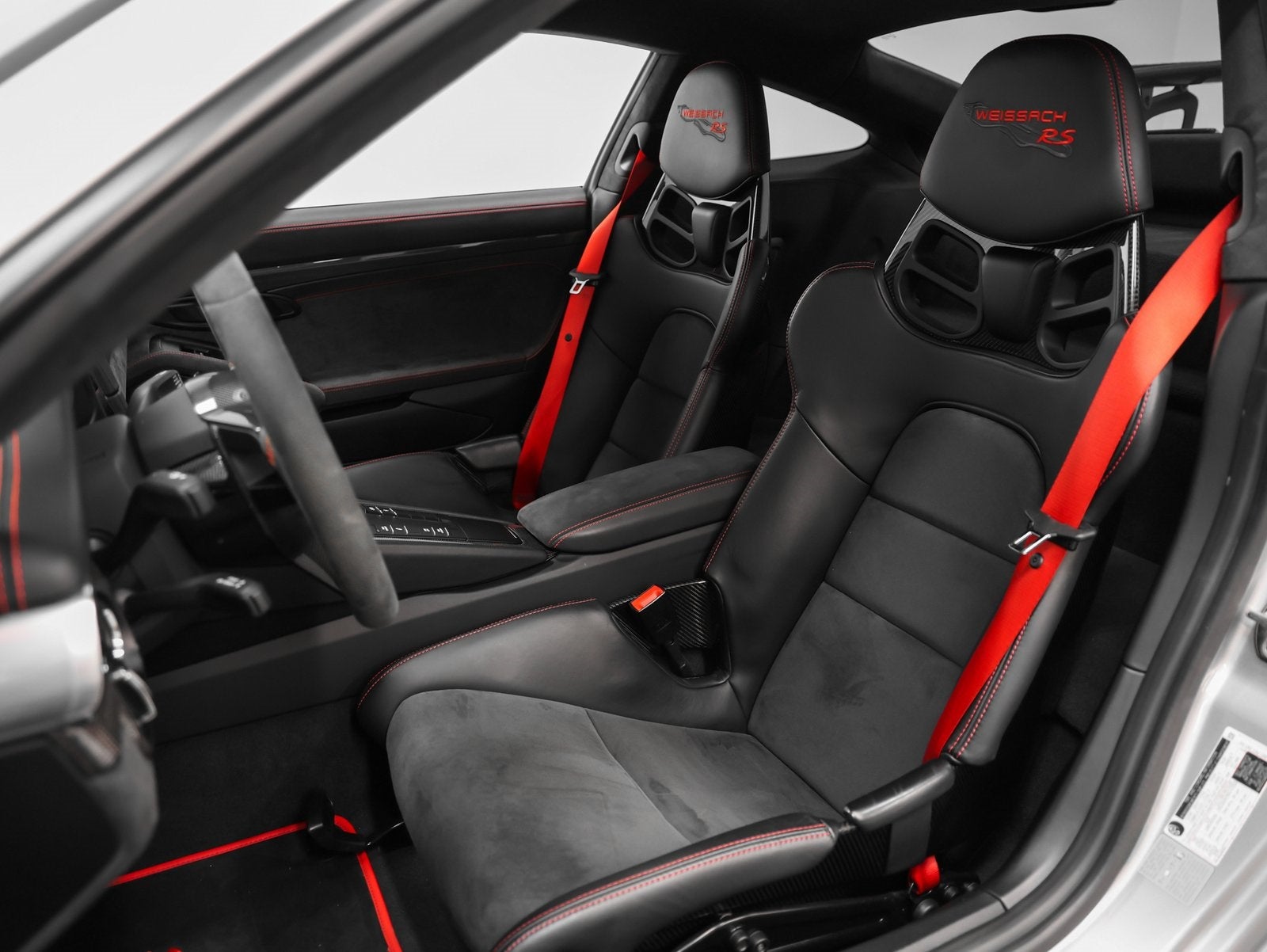 2018 Porsche 911 GT2 RS Weissach Package