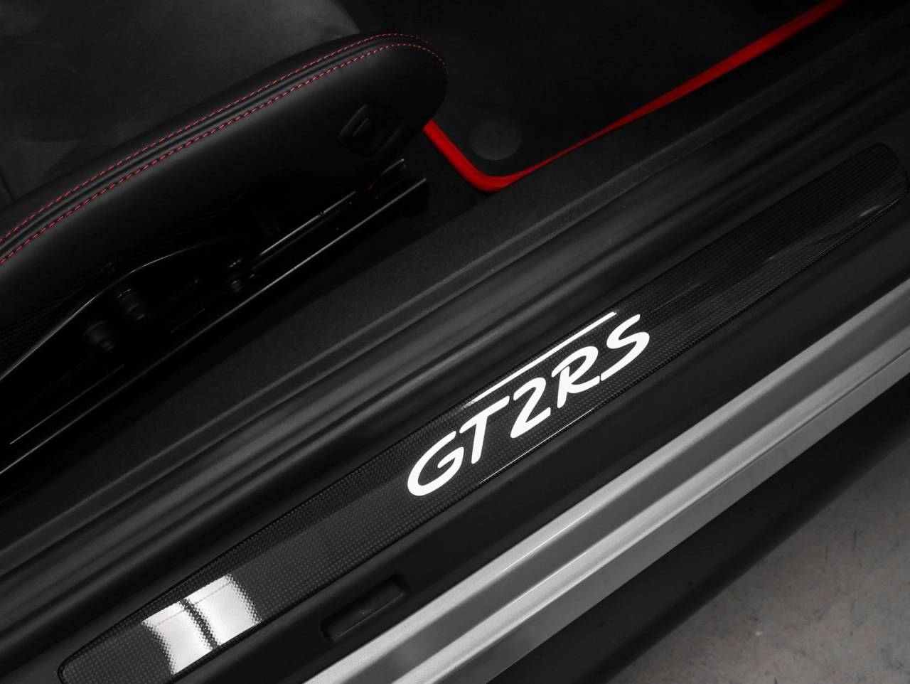 2018 Porsche 911 911 GT2 RS