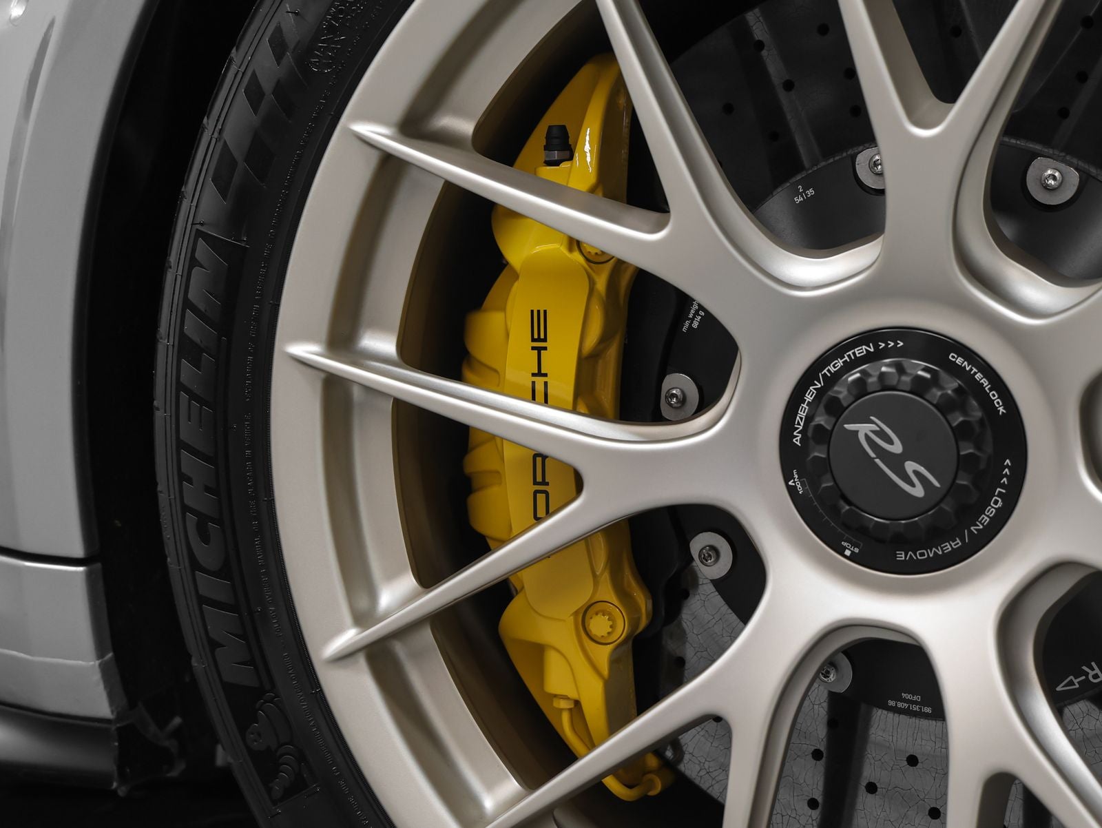 2018 Porsche 911 911 GT2 RS