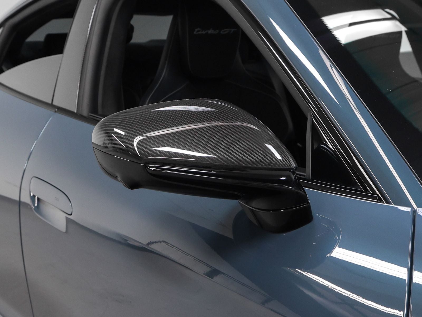 2025 Porsche Taycan Turbo GT