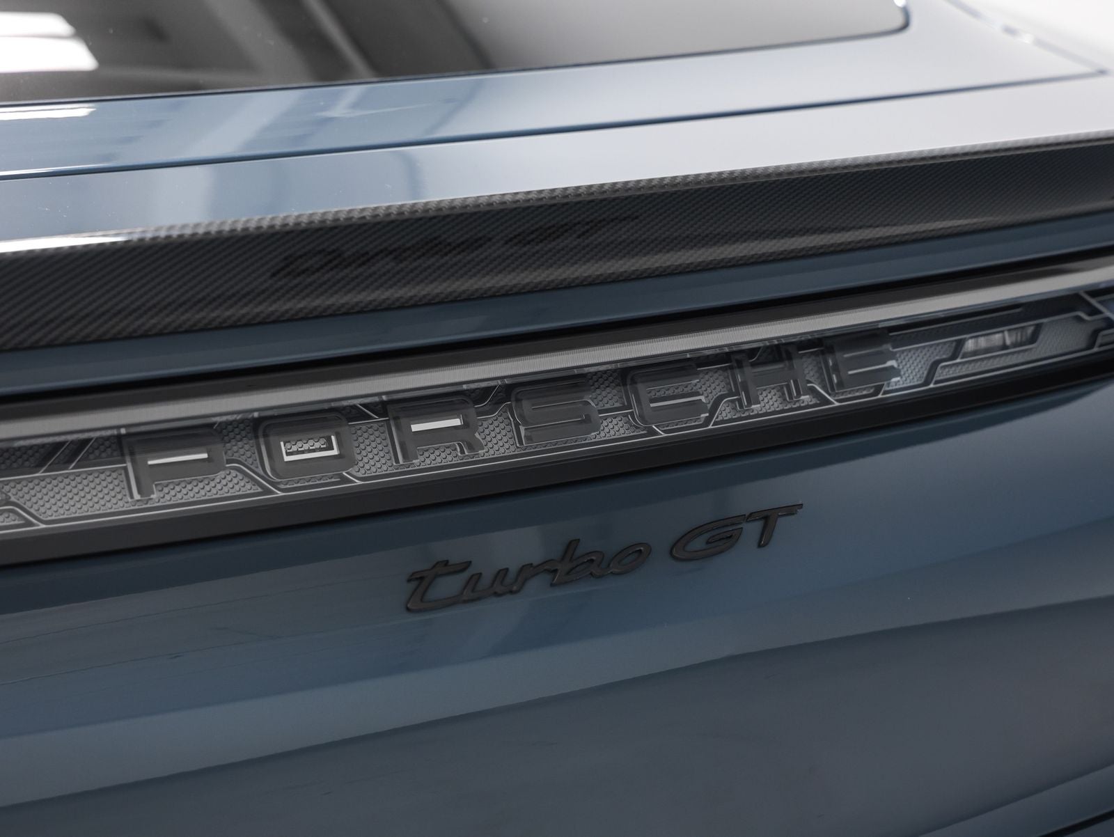 2025 Porsche Taycan Turbo GT
