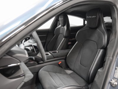 2025 Porsche Taycan Turbo GT