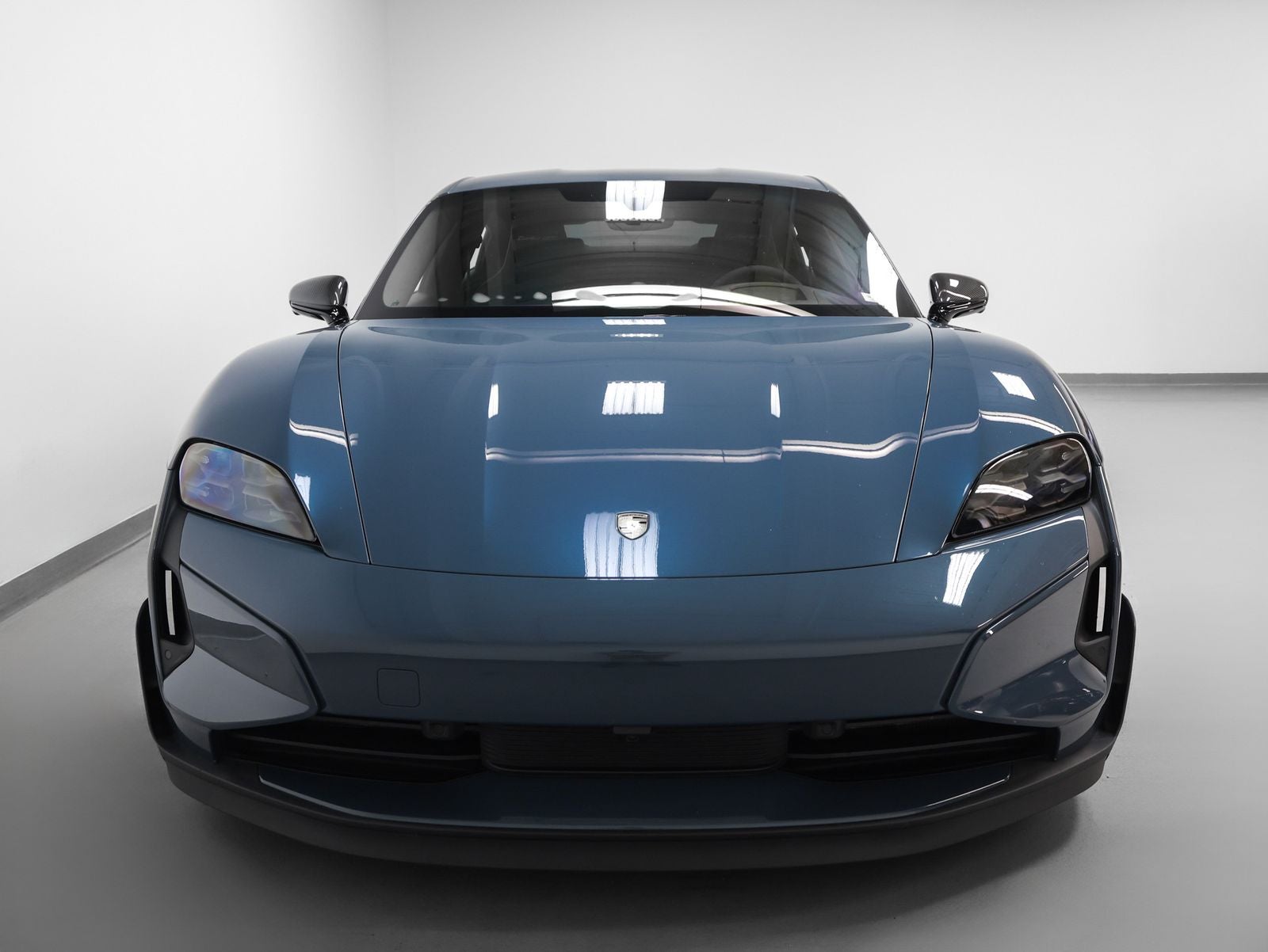 2025 Porsche Taycan Turbo GT