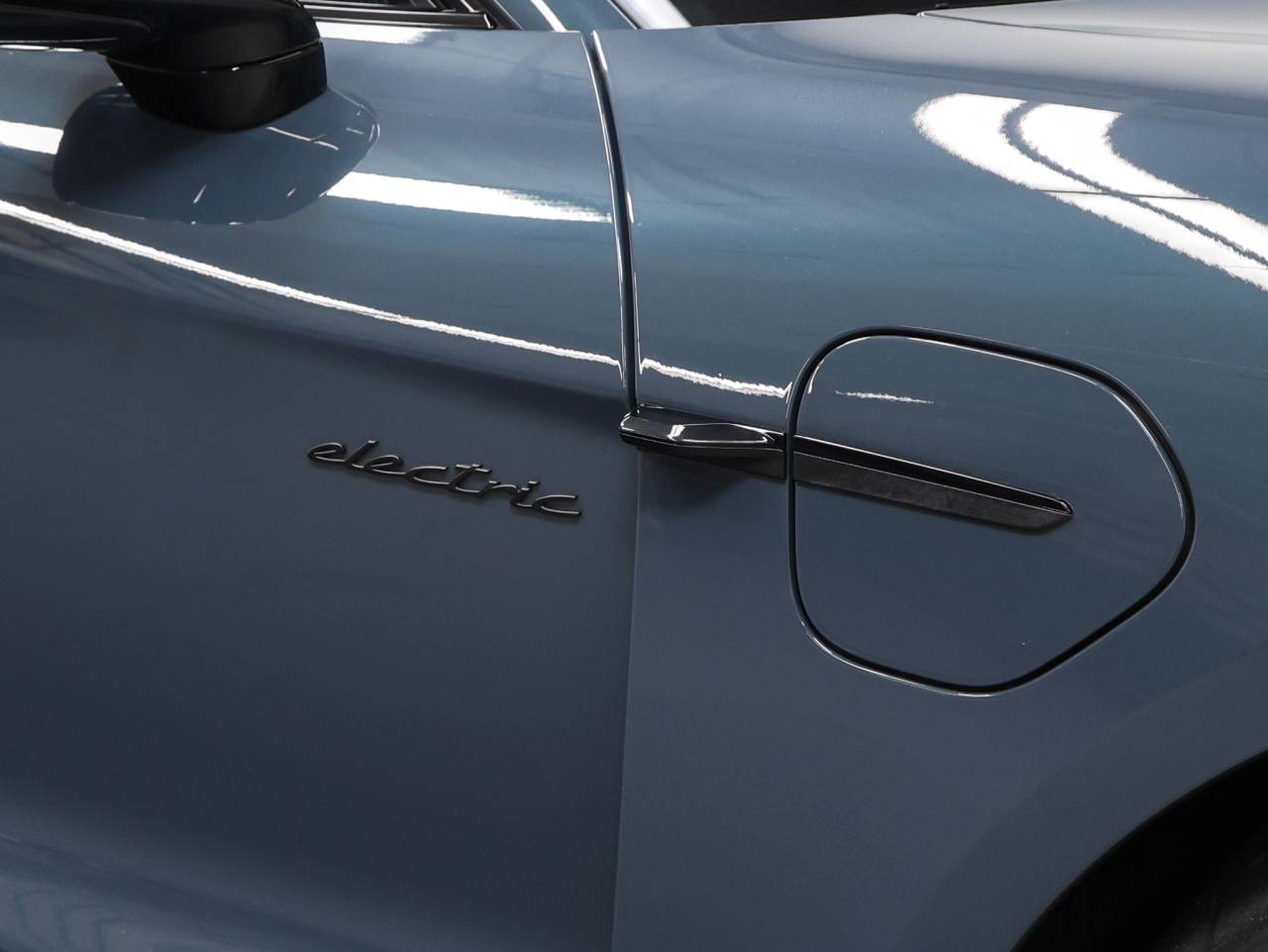 2025 Porsche Taycan Turbo GT