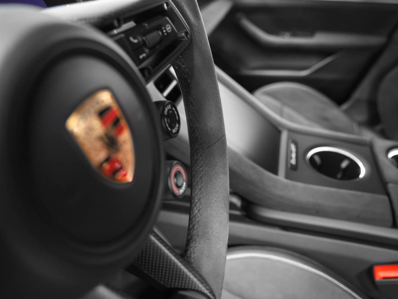 2025 Porsche Taycan Turbo GT