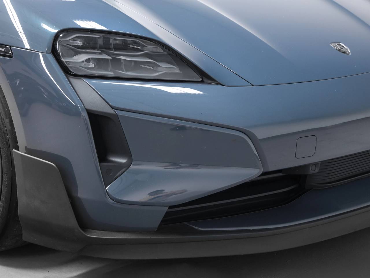 2025 Porsche Taycan Turbo GT