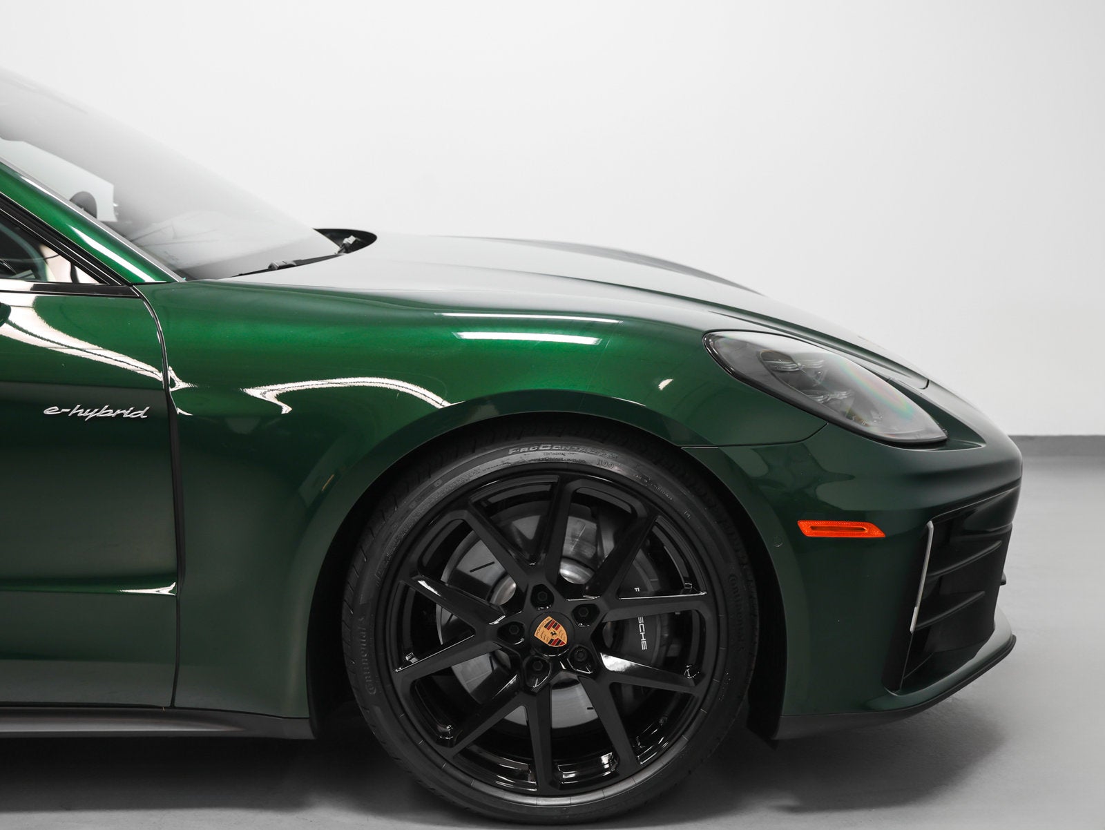2026 Porsche Panamera Panamera 4 E-Hybrid