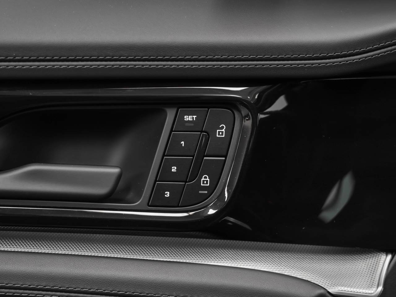 2026 Porsche Panamera Panamera 4 E-Hybrid