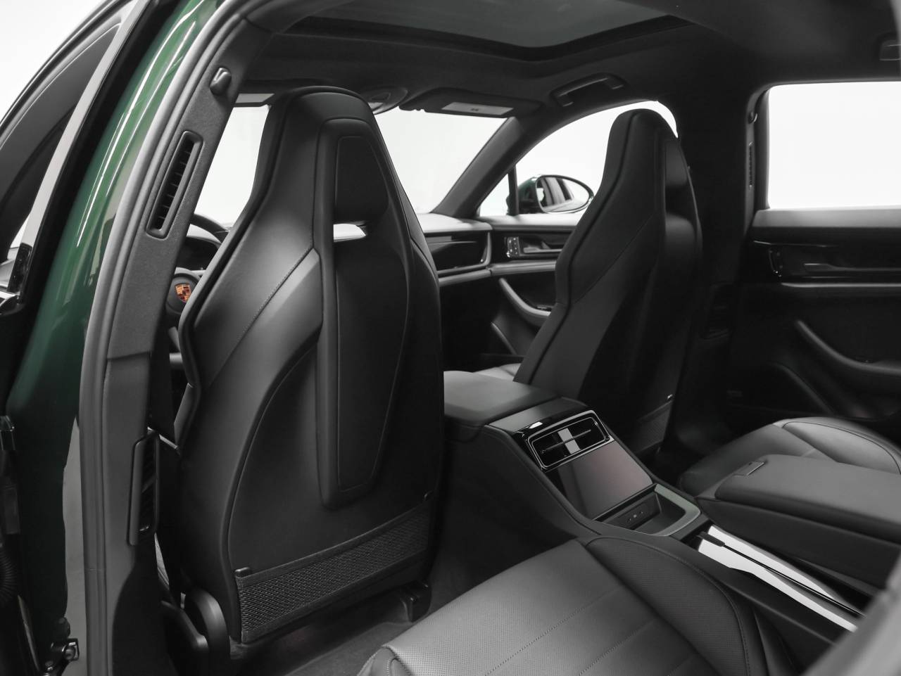 2026 Porsche Panamera Panamera 4 E-Hybrid