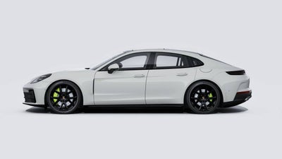 2026 Porsche Panamera Panamera 4 E-Hybrid