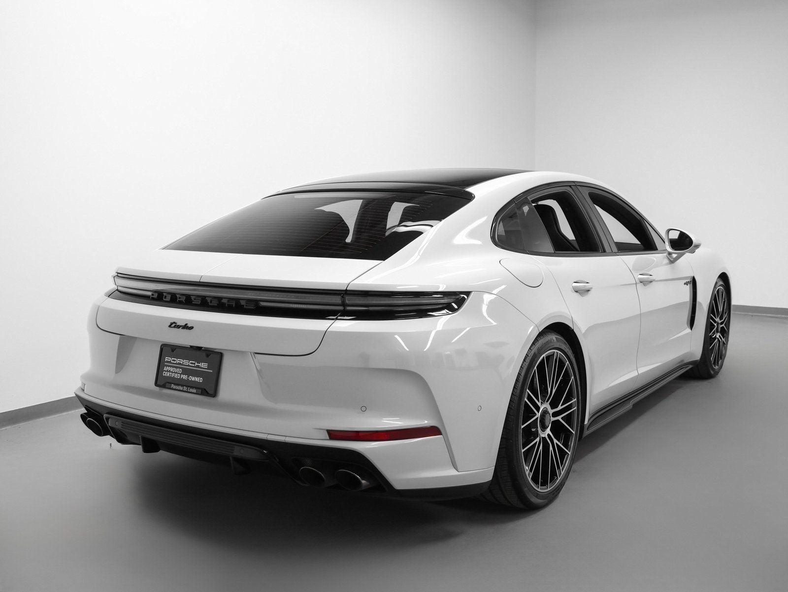 2025 Porsche Panamera Panamera Turbo E-Hybrid