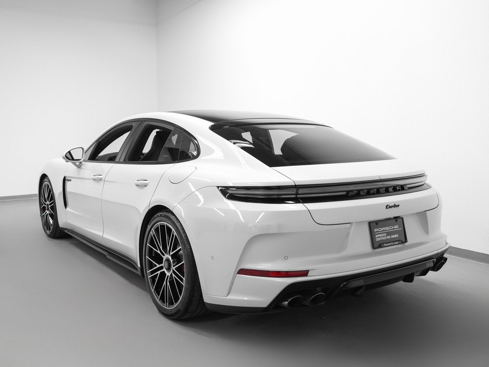 2025 Porsche Panamera Panamera Turbo E-Hybrid