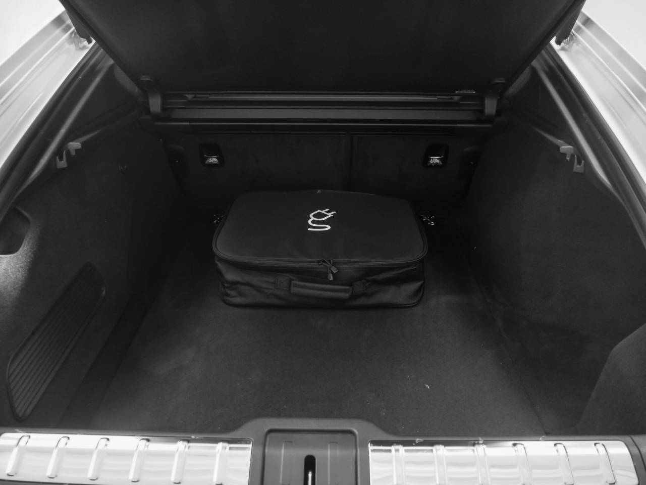 2025 Porsche Panamera Panamera Turbo E-Hybrid