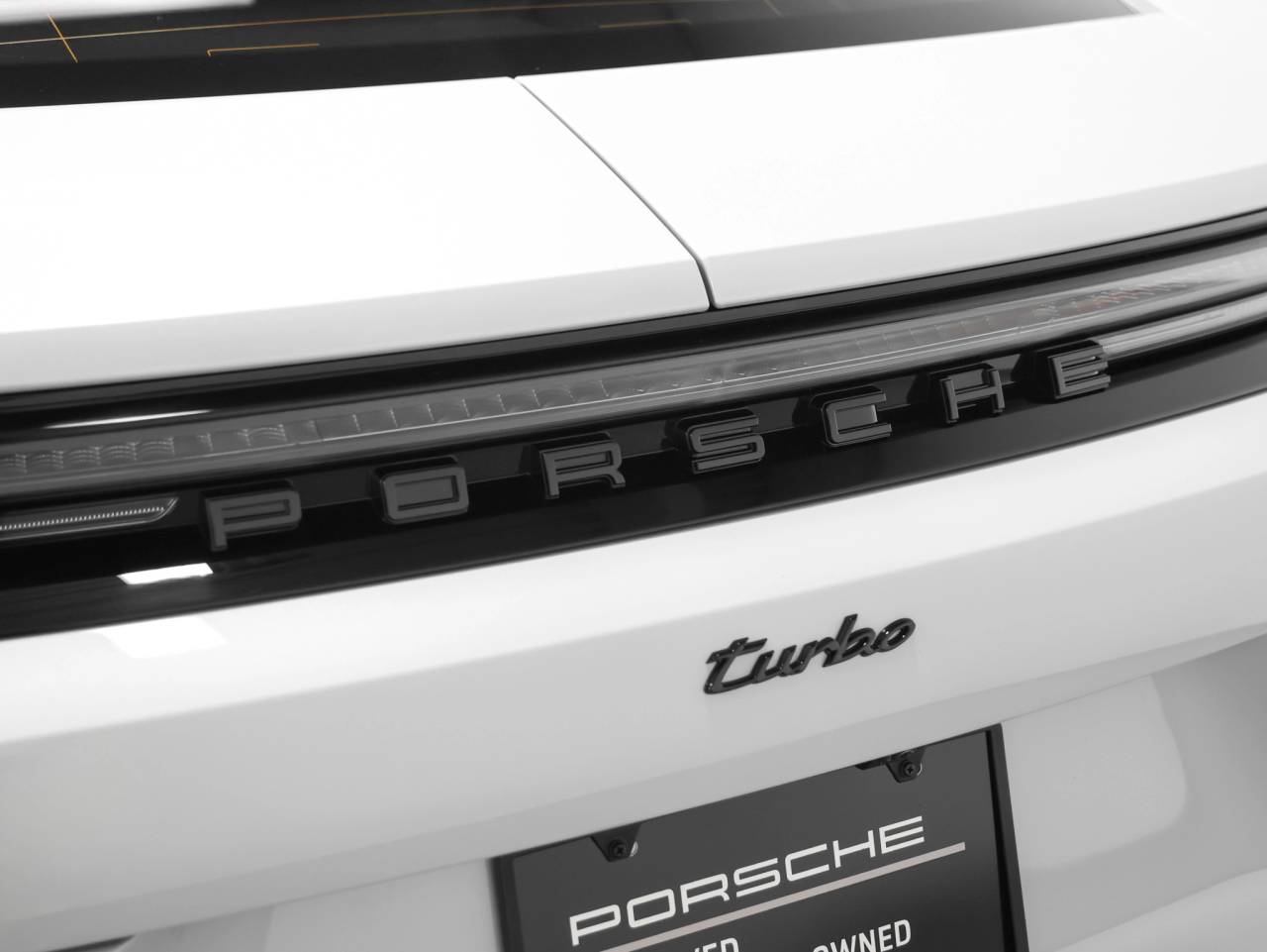 2025 Porsche Panamera Panamera Turbo E-Hybrid