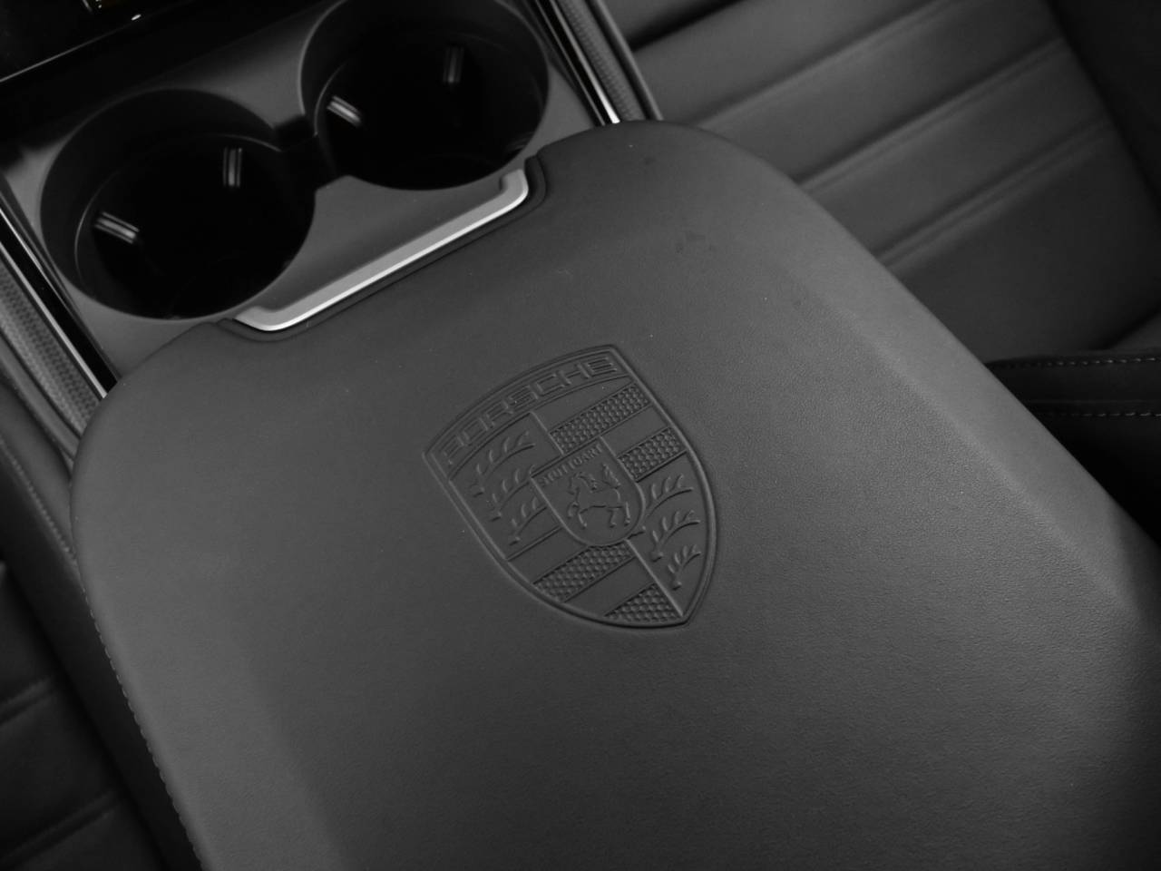 2025 Porsche Panamera Panamera Turbo E-Hybrid