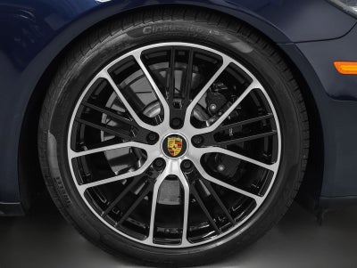 2023 Porsche Panamera Panamera GTS (MY23)