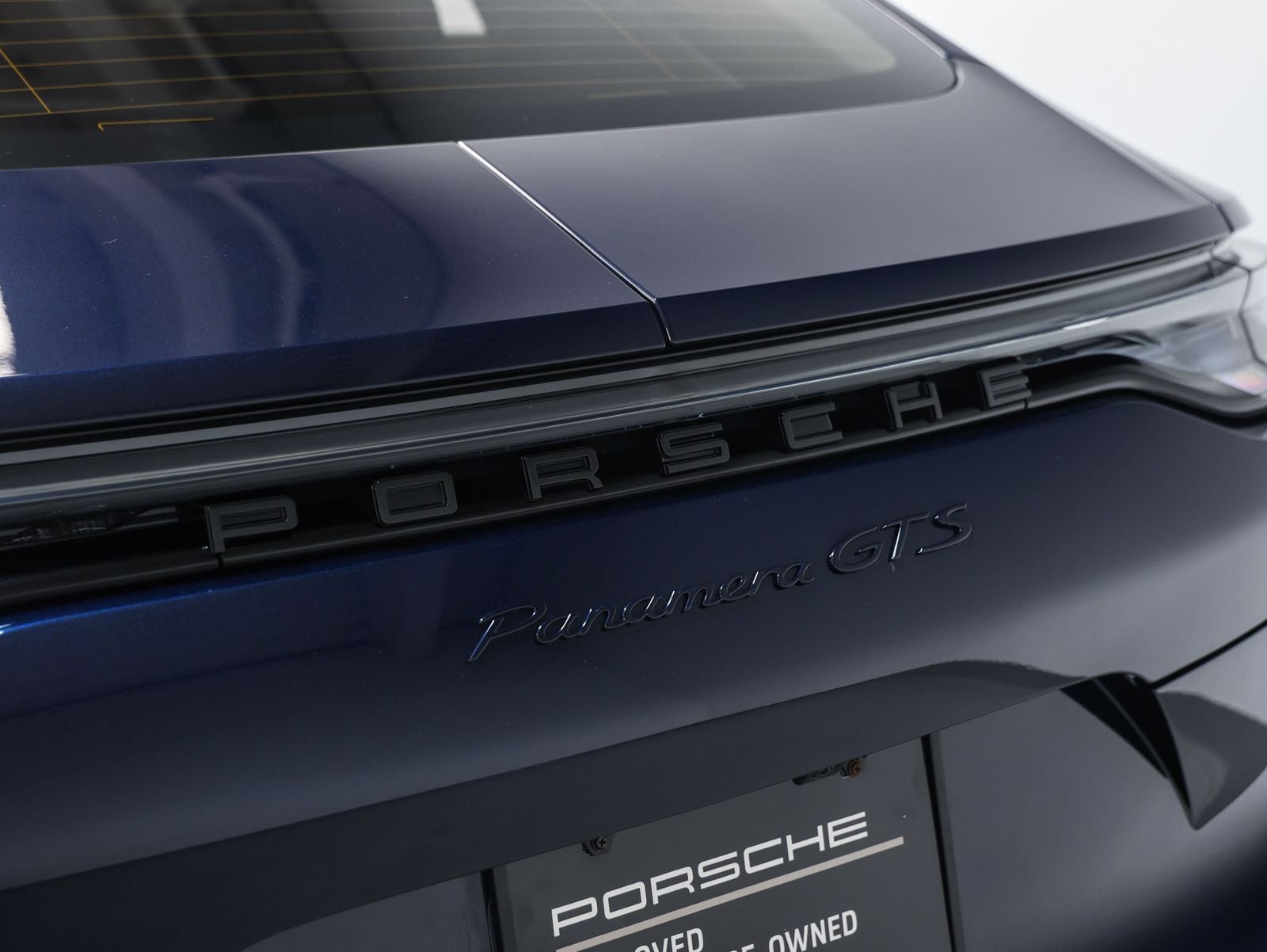 2023 Porsche Panamera Panamera GTS (MY23)