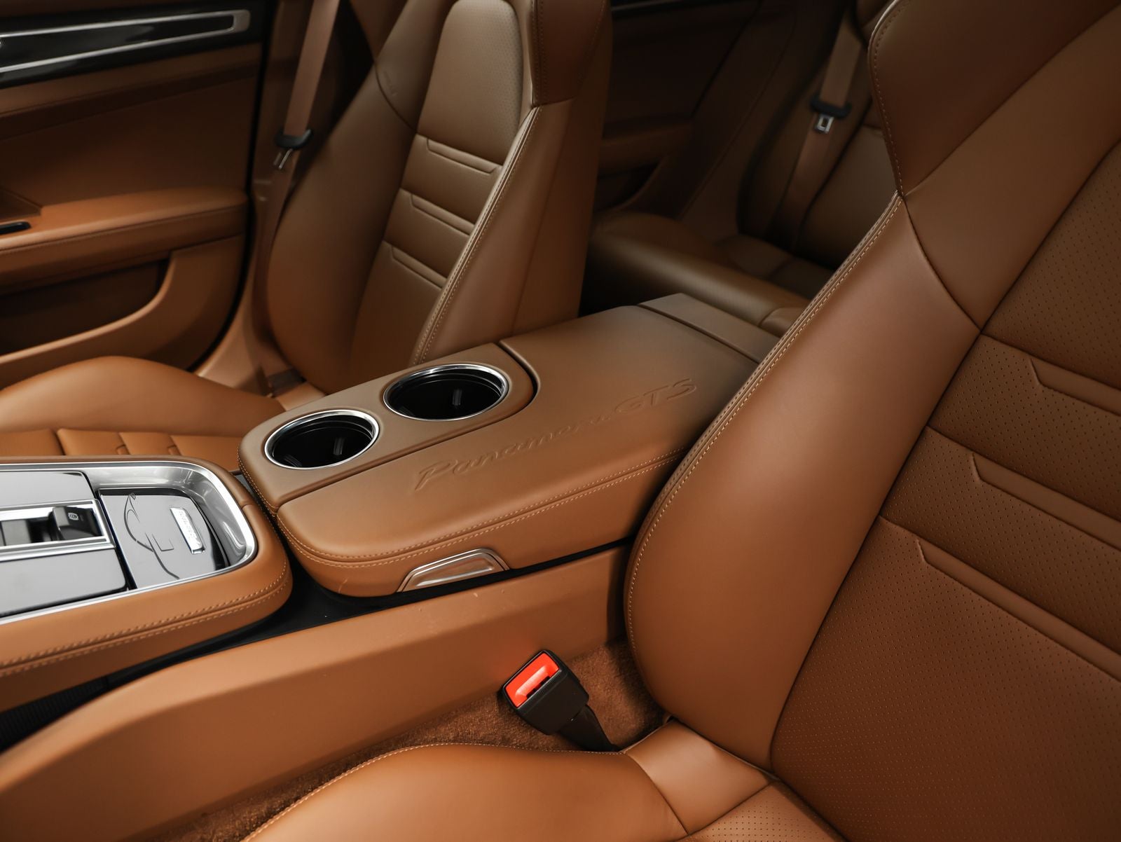 2023 Porsche Panamera Panamera GTS (MY23)