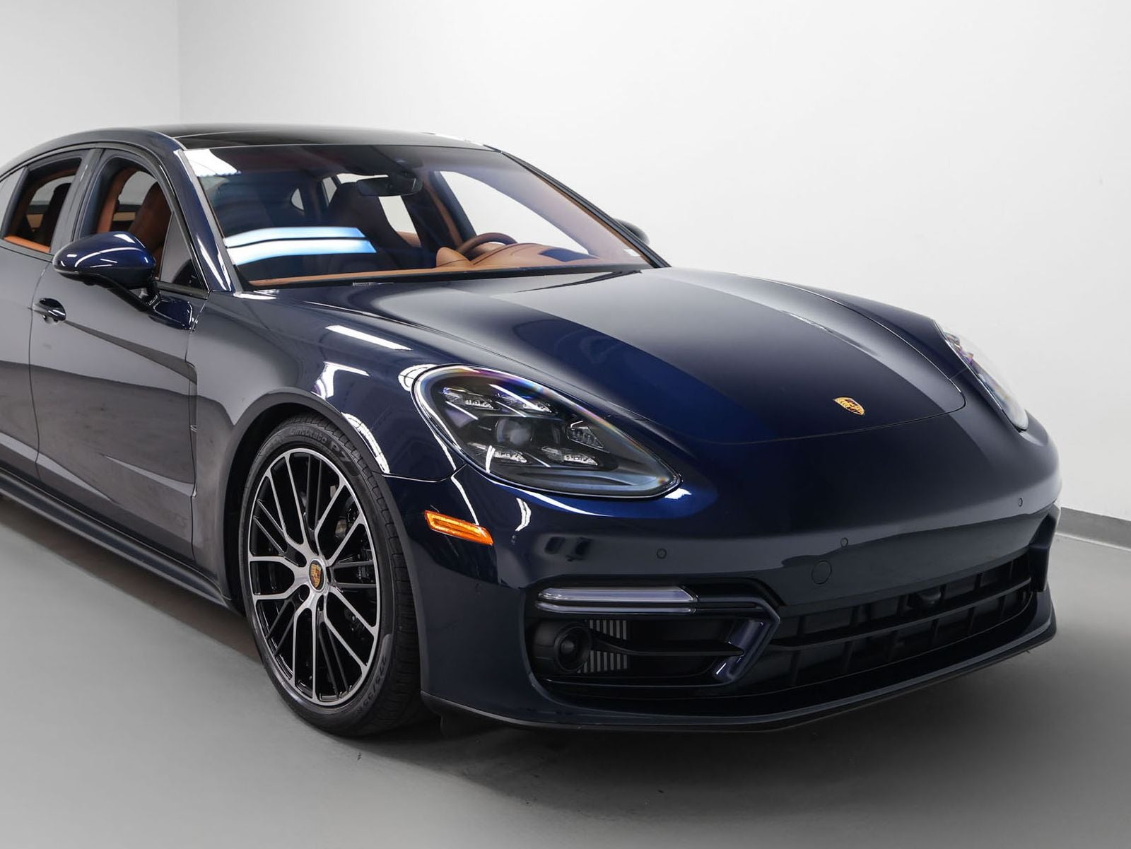 2023 Porsche Panamera Panamera GTS (MY23)