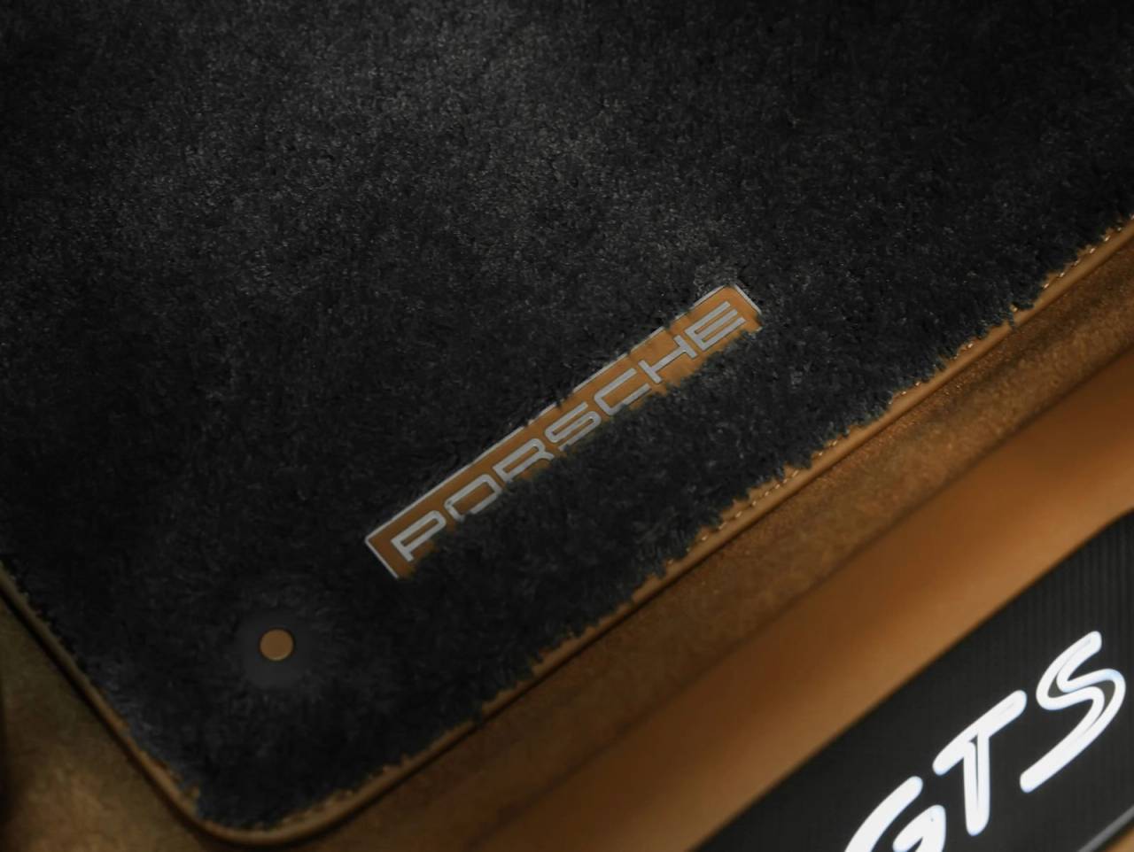 2023 Porsche Panamera Panamera GTS (MY23)