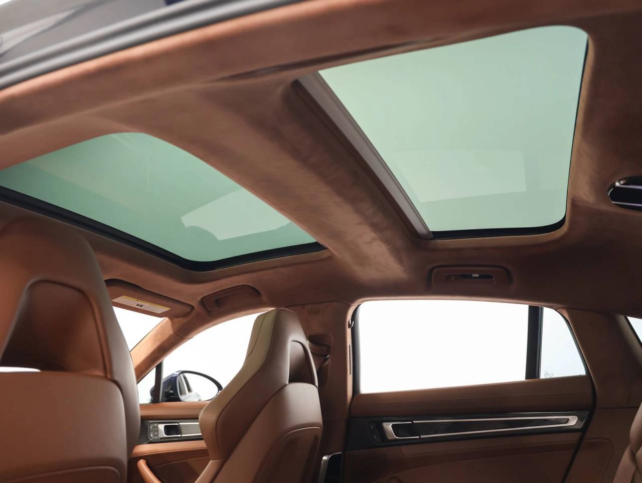 2023 Porsche Panamera Panamera GTS (MY23)