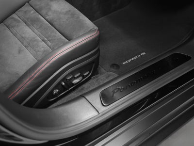 2023 Porsche Panamera Panamera GTS (MY23)