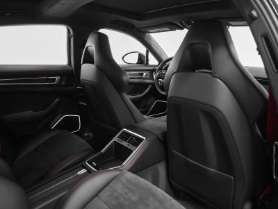 2023 Porsche Panamera Panamera GTS (MY23)