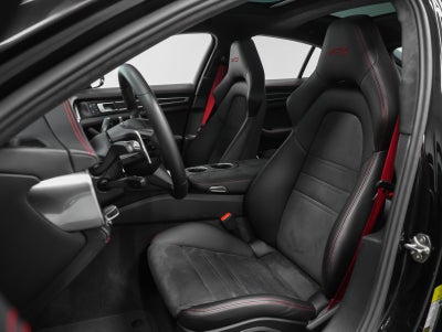 2023 Porsche Panamera Panamera GTS (MY23)