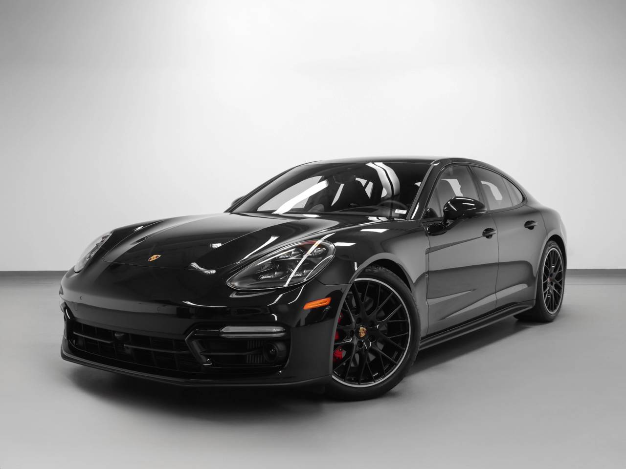 2023 Porsche Panamera Panamera GTS (MY23)