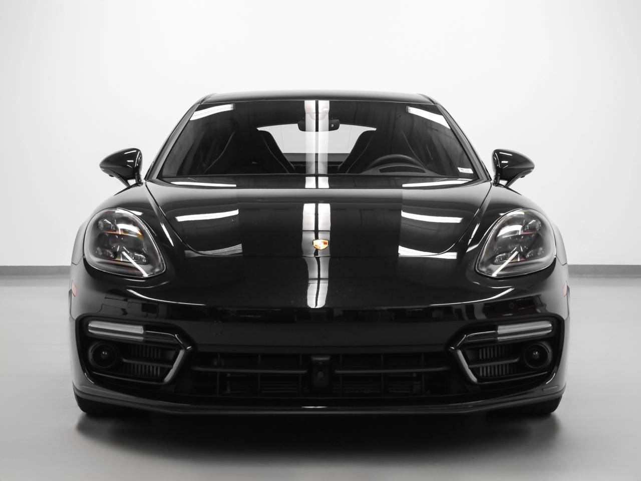 2023 Porsche Panamera Panamera GTS (MY23)