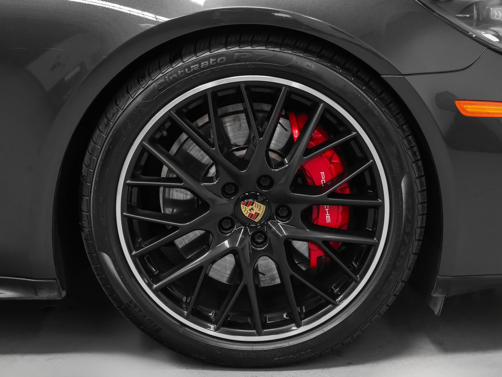 2023 Porsche Panamera GTS
