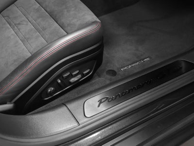 2023 Porsche Panamera GTS