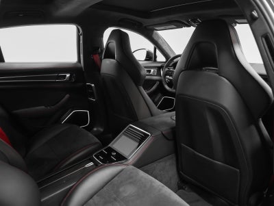 2023 Porsche Panamera GTS