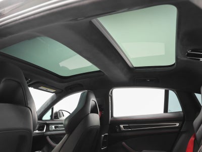 2023 Porsche Panamera GTS