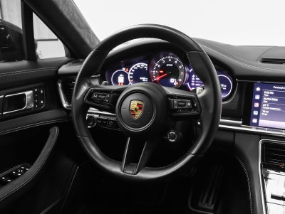2023 Porsche Panamera GTS