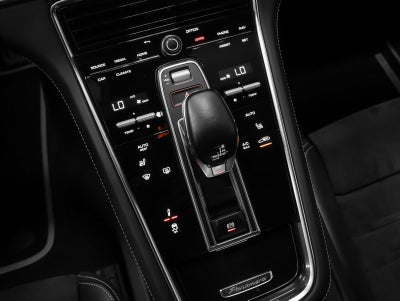 2023 Porsche Panamera GTS